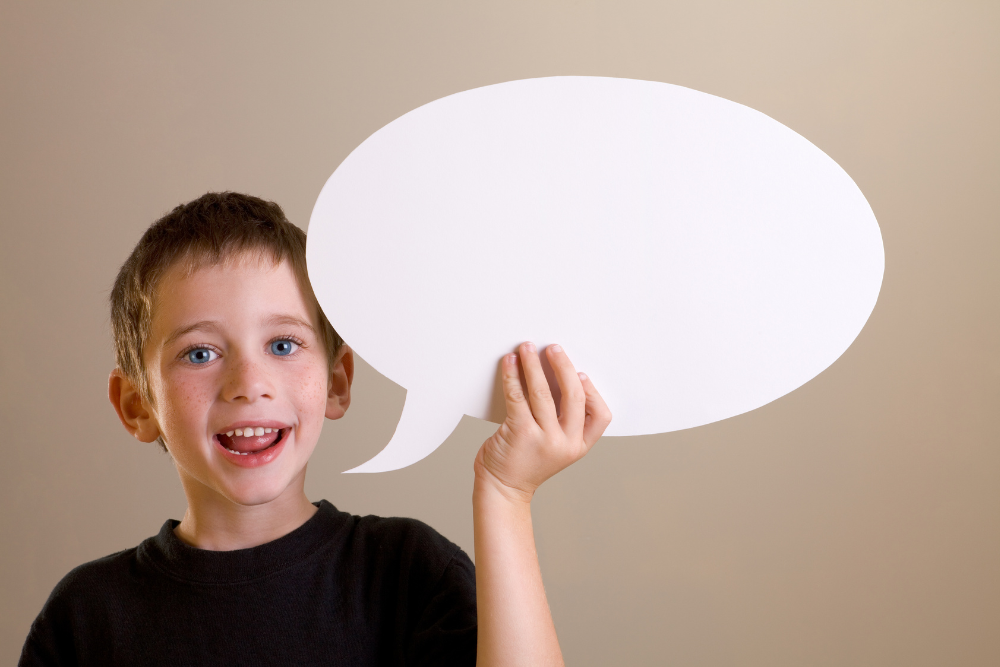 Échange bienveillant en art-thérapie pour enfants hypersensibles : intégrer les émotions à Houdan (Yvelines).